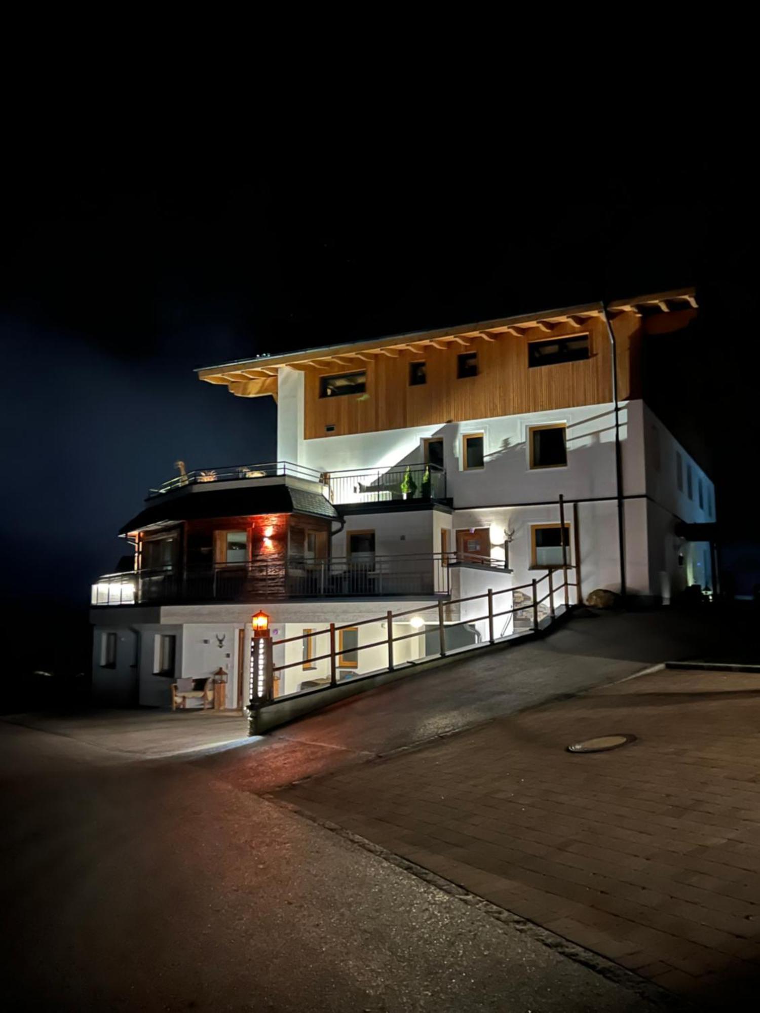 Alpine Lodge Brixen Brixen im Thale Buitenkant foto
